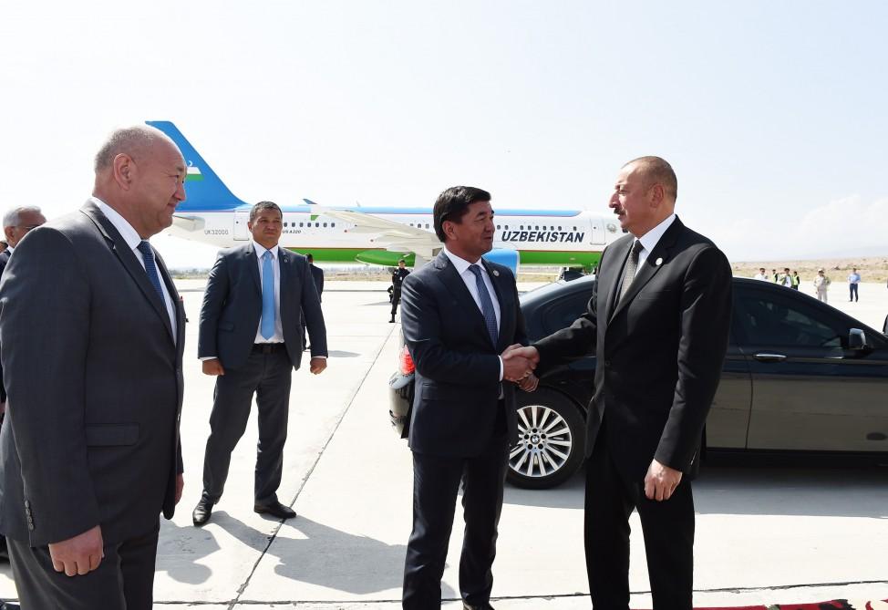 President Ilham Aliyev completes his visit to Kyrgyzstan (PHOTO)