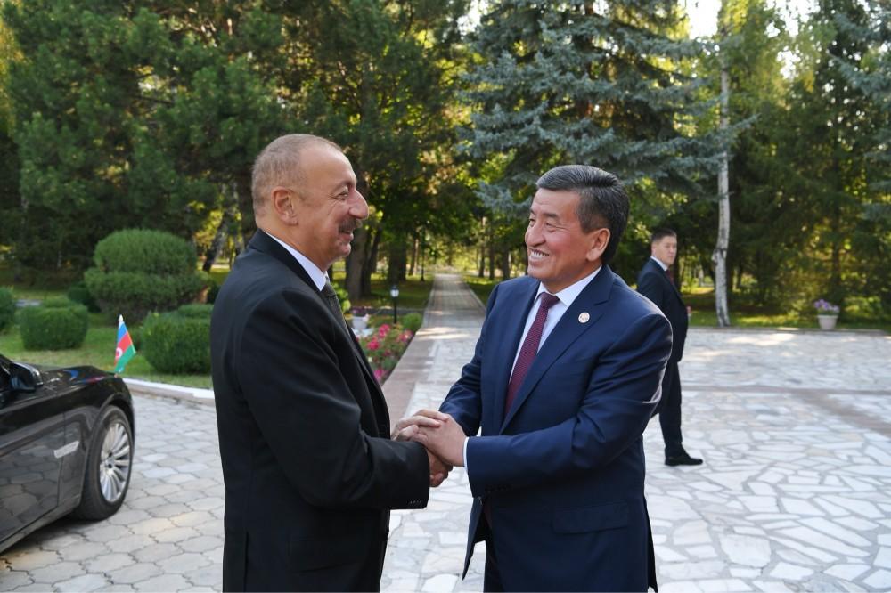 В Чолпон-Ате состоялась встреча президентов Азербайджана и Кыргызстана (ФОТО) - Gallery Image