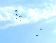 Подразделения ВВС Азербайджана проводят занятия по парашютной подготовке (ФОТО)