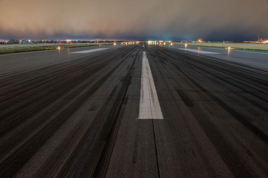 Берлинский аэропорт 26 января возобновит работу после забастовки персонала