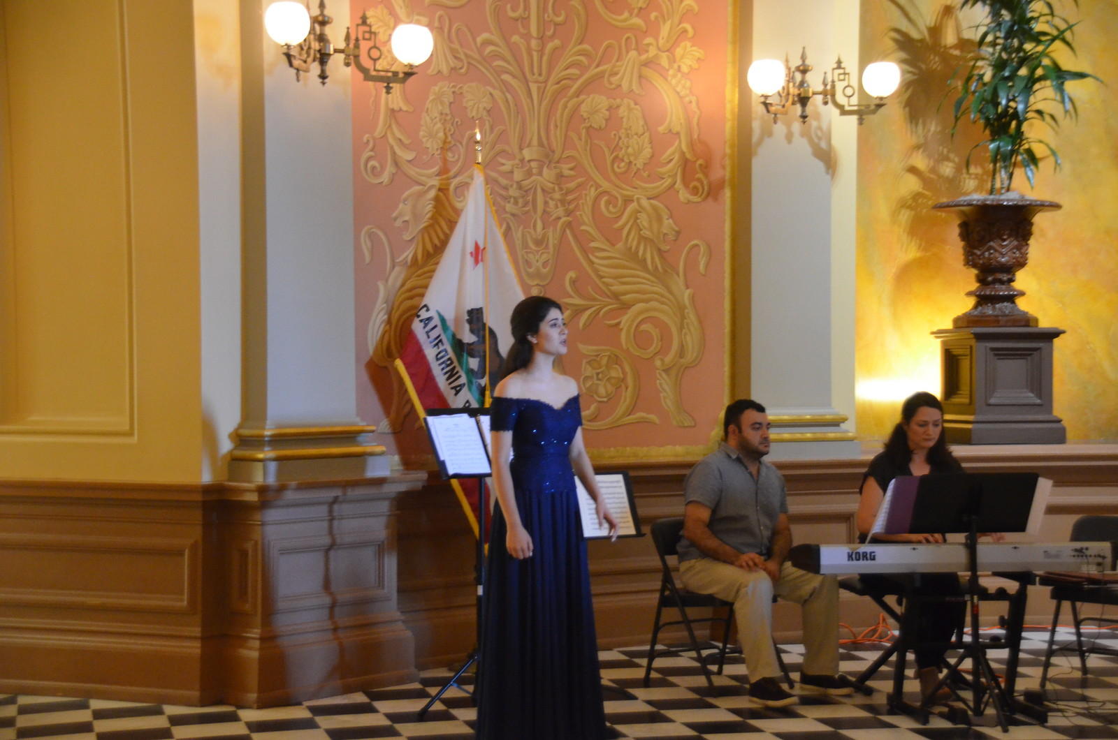 Kaliforniya Senatında ilk dəfə Azərbaycan musiqisi təqdim olunub (FOTO/VİDEO) - Gallery Image