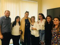Медийные личности призывают к помощи тяжелобольной телеведущей и писательницы Нигяр Исмаилгызы (ФОТО)