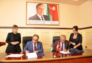 BDU ilə Türkiyə ali təhsil müəssisəsi memorandum imzalayıb (FOTO)