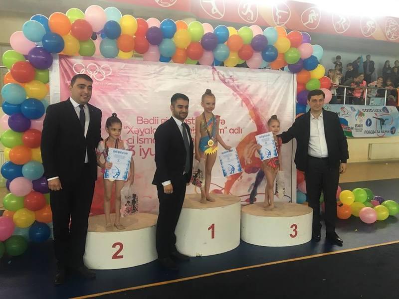 Bakı Gimnastika Məktəbi və Ocaq Sport Klubu gimnast qəbulunu elan edir (FOTO)