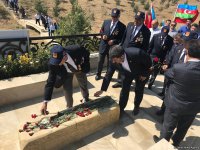 В Шамахы после капремонта открыт памятник, установленный в честь турецкого солдата-шехида (ФОТО)