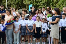 Радость и волнение бакинских первоклассников в День знаний (ФОТО)