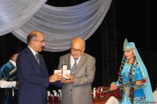 В Баку состоялось награждение театральных деятелей (ФОТО) - Gallery Thumbnail