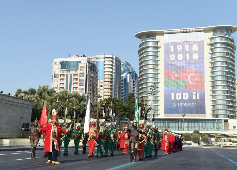 Azerbaijani, Turkish presidents, First Lady Mehriban Aliyeva attend parade, dedicated to 100th anniversary of Baku’s liberation (PHOTO)