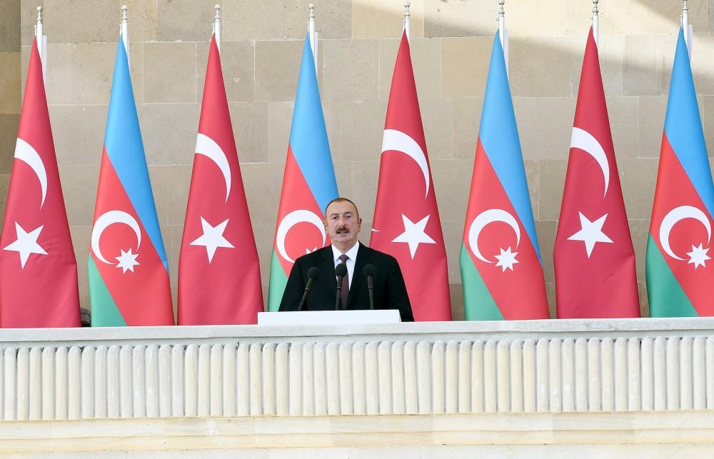 Президент Ильхам Алиев: Прибытие Кавказской исламской армии в Азербайджан и освобождение Баку – историческое событие