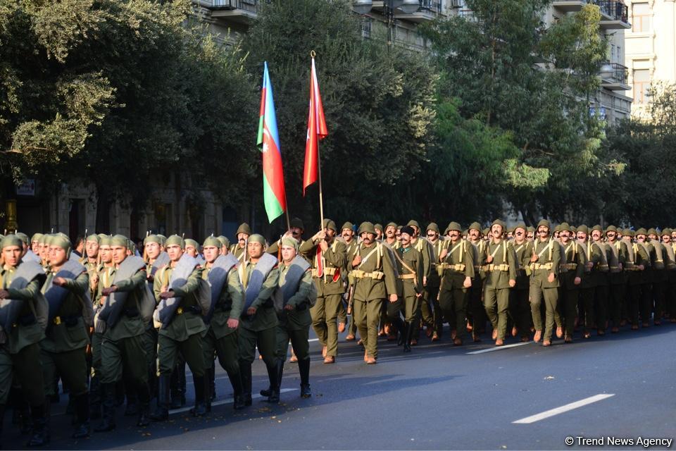 Parade to mark 100th anniversary of Baku’s liberation (PHOTOS)