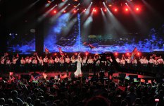 В парке Центра Гейдара Алиева состоялся грандиозный концерт, посвященный 100-летию со дня освобождения Баку (ФОТО) - Gallery Thumbnail