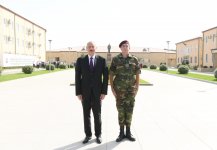 Президент Ильхам Алиев и Первая леди Мехрибан Алиева приняли участие в церемонии принятия присяги молодыми солдатами Службы государственной безопасности Азербайджана (ФОТО) - Gallery Thumbnail