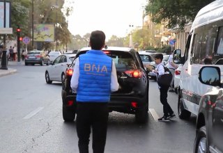 В Баку нарушителей правил парковки будут выявлять с помощью видеокамер