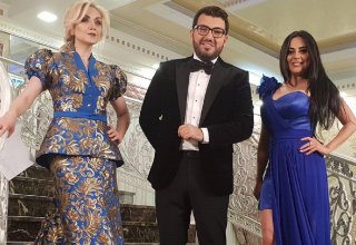 Хозяева волшебной гардеробной на азербайджанском телеканале