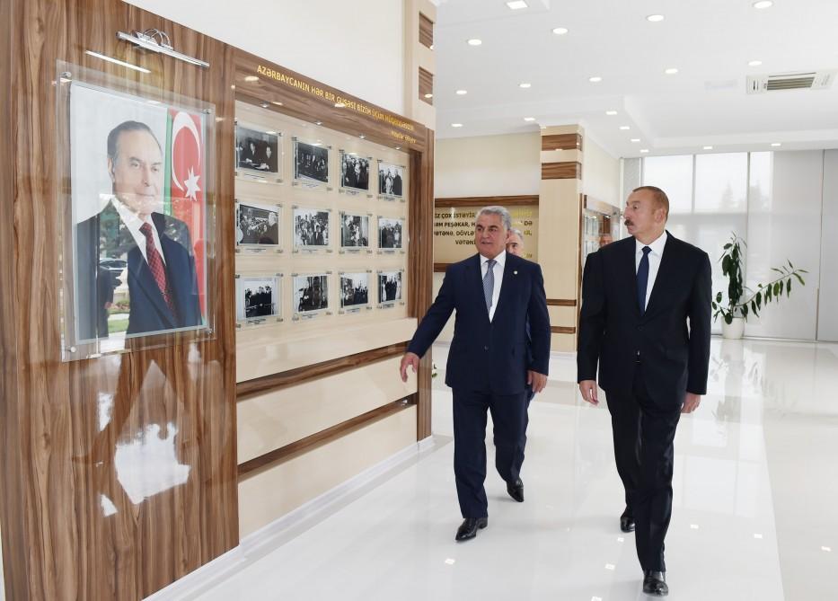 Azerbaijani president inaugurates Bilasuvar Youth House (PHOTO)