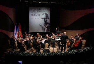 Камерный оркестр "Деде Горгуд" покорил публику в Баку (ФОТО)