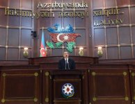 Президент Ильхам Алиев принял участие в торжественном заседании по случаю 100-летия азербайджанского парламента  (ФОТО)