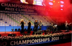 Президент Ильхам Алиев и Первая леди Мехрибан Алиева приняли участие в церемонии открытия в Баку Чемпионата мира по дзюдо (ФОТО)