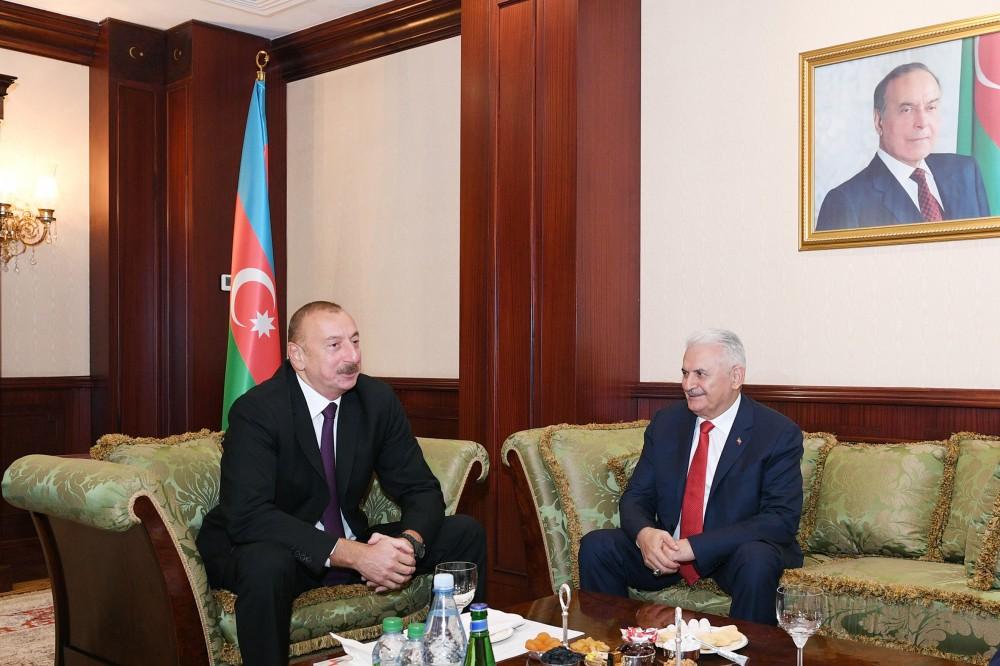 Президент Ильхам Алиев встретился с председателем Великого национального собрания Турции (ФОТО) - Gallery Image