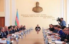 Новруз Мамедов: Проект госбюджета Азербайджана на 2019 г. составлен с учетом глобальных финансово-экономических процессов (ФОТО) - Gallery Thumbnail