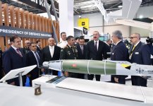 Prezident İlham Əliyev üçüncü “ADEX-2018” Azərbaycan Beynəlxalq müdafiə sərgisi ilə tanış olub (FOTO) (YENİLƏNİB)