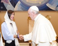 Первый вице-президент Мехрибан Алиева встретилась с Папой Римским Франциском (ФОТО) - Gallery Thumbnail