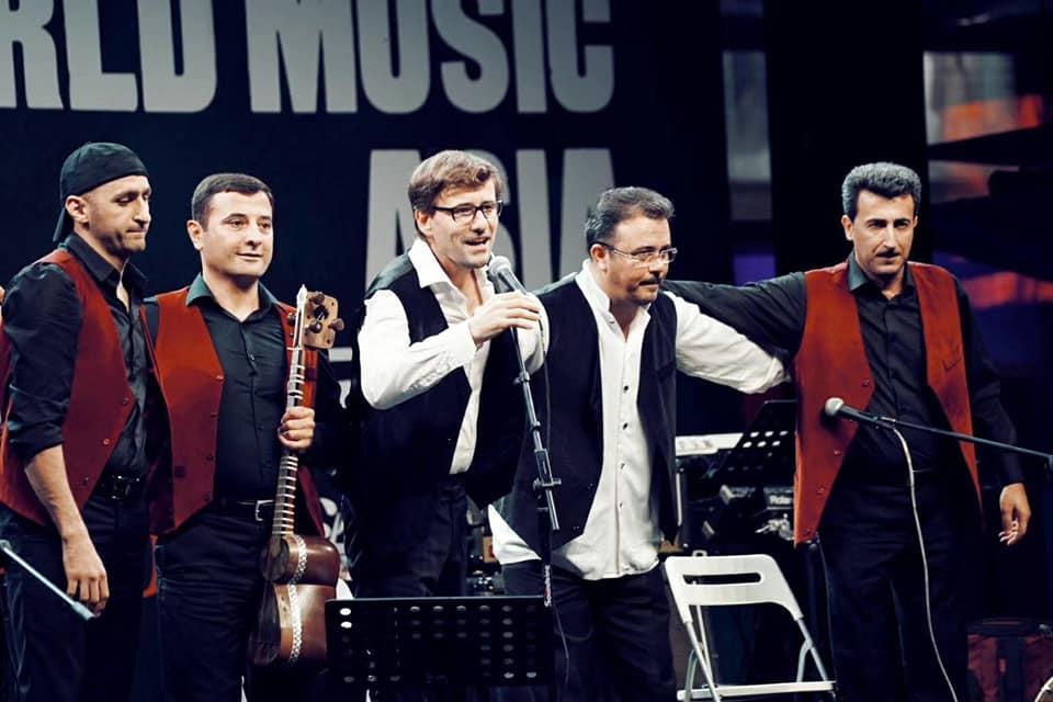 Синтез азербайджанского мугама и французского джаза покорили Шанхай (ФОТО)