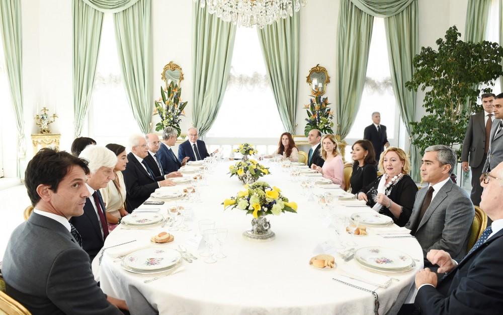 Президент Италии дал официальный обед в честь Первого вице-президента Азербайджана Мехрибан Алиевой (ФОТО) (версия 2)