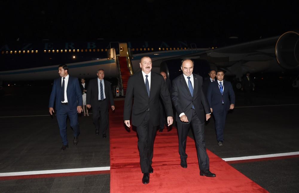 Президент Ильхам Алиев прибыл с визитом в Таджикистан (ФОТО) - Gallery Image