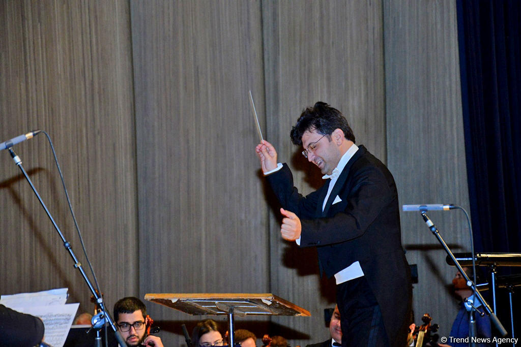 В Центре Гейдара Алиева состоялась церемония закрытия X Международного музыкального фестиваля Узеира Гаджибейли (ФОТО) - Gallery Image