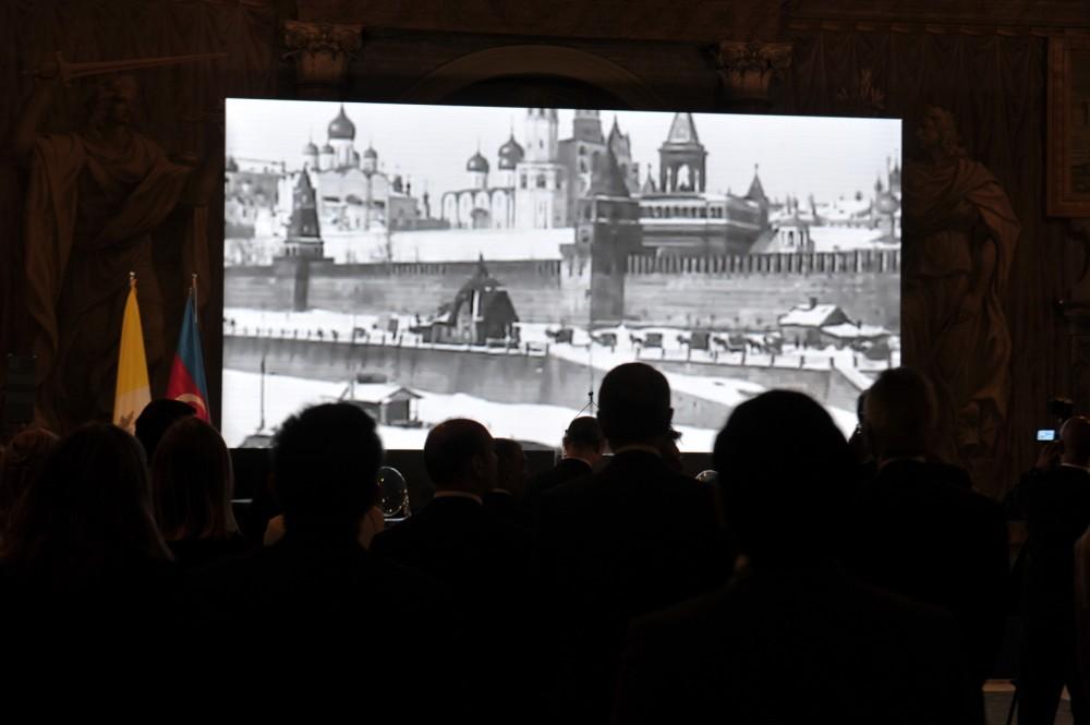При организации Фонда Гейдара Алиева в Ватикане торжественно отметили 100-летний юбилей Азербайджанской Демократической Республики (ФОТО) - Gallery Image