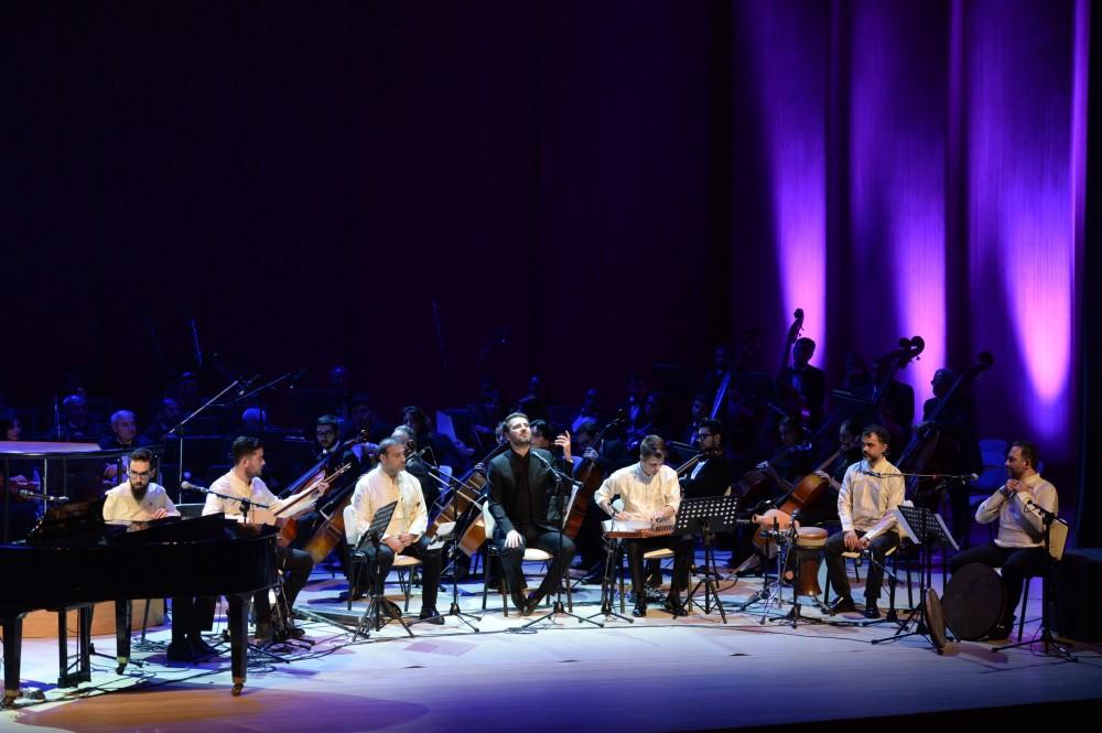 В Центре Гейдара Алиева прошел потрясающий вечер духовной музыки с участием всемирно известного Сами Юсуфа (ФОТО)