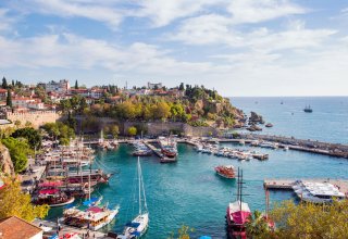 Сократилось число грузинских туристов, посещающих Турцию
