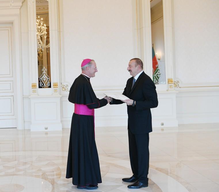 Президент Ильхам Алиев: Азербайджано-ватиканские связи еще раз демонстрируют всему миру, как представители различных культур, религий могут успешно сотрудничать друг с другом