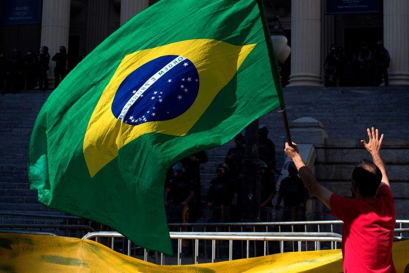 Braziliyada prezident seçkilərinin birinci turunun nəticələri elan olunub