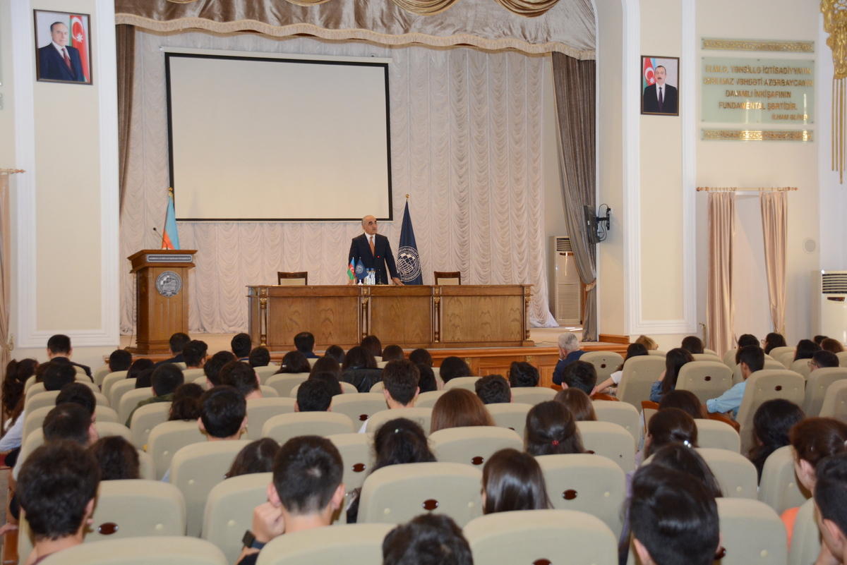 UNEC rector: Students should be initiative in regard to teaching process (PHOTO)