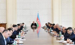 Под председательством Президента Ильхама Алиева состоялось  заседание Кабмина, посвященное итогам социально-экономического развития за 9 месяцев и предстоящим задачам (ФОТО)