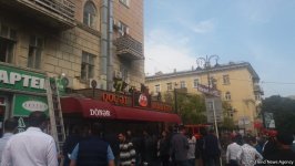 В ресторане в Ясамальском районе Баку произошел пожар (ФОТО)