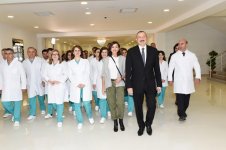 Президент Ильхам Алиев и Первая леди Мехрибан Алиева приняли участие в открытии Губинской районной центральной больницы (ФОТО)