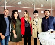 Азербайджанская телеведущая Тюркан Гейдарова: Это твоя справедливость? (ВИДЕО, ФОТО)