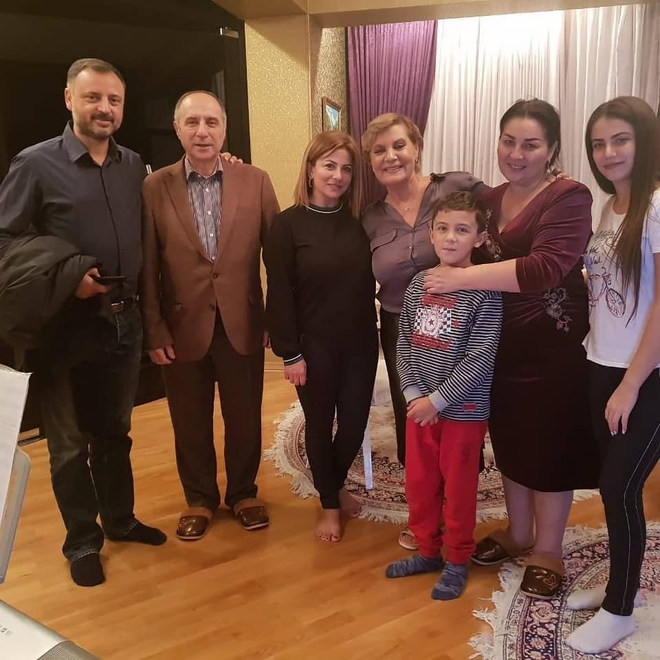 9-летний азербайджанец очаровал легендарную Мушарраф Акай (ВИДЕО, ФОТО)