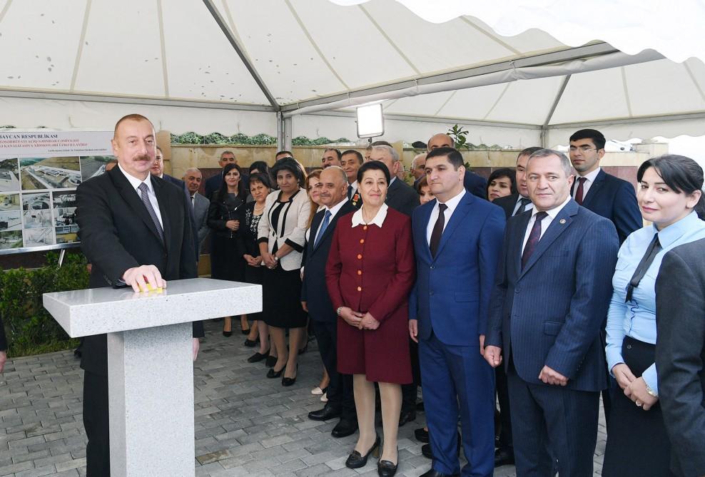 Президент Ильхам Алиев принял участие в церемонии по случаю завершения проекта реконструкции системы водоснабжения и создания канализационной сети в Лерике (ФОТО)
