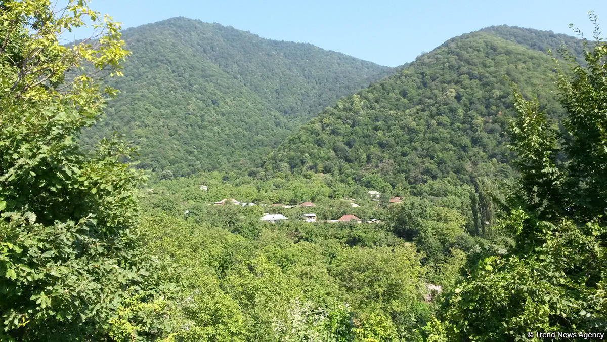 İnsanların "sırt çevirdiyi" Sirt qalası (FOTO)