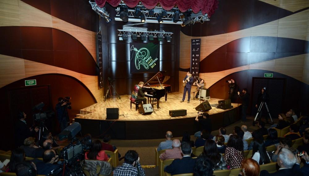 Beynəlxalq Muğam Mərkəzində məşhur caz ifaçılarının konserti keçirilib (FOTO)