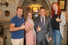 Уникальный симбиоз прошлого и настоящего: Баку восхитил гостей из Латвии (ФОТО)