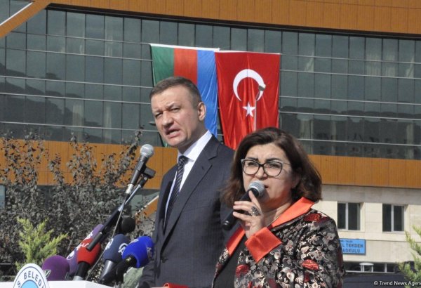 Дмитрий Савельев: Должны быть приложены все усилия для признания трагедии в Ходжалы геноцидом азербайджанского народа на всех мировых площадках (ФОТО)
