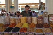 Вы не пожалеете об этом, даю слово! Азербайджанский путешественник на Восточном базаре Ташкента (ФОТО)