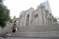 Первый вице-президент Мехрибан Алиева приняла участие в открытии после реставрации мечети Имама Хусейна (ФОТО)