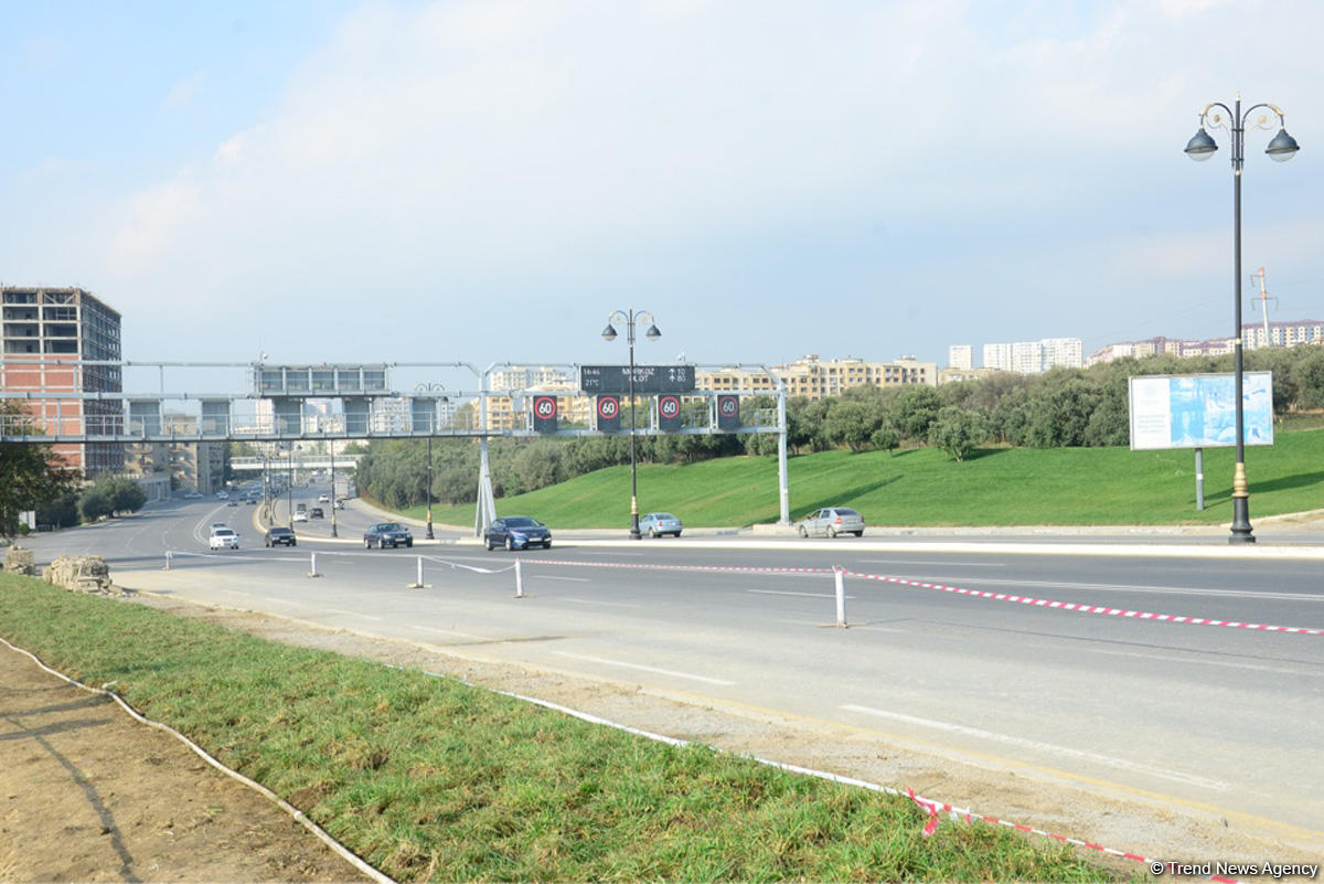 В ИВ района сообщили о ситуации на Зыхском шоссе в Баку после оползня (ФОТО/ВИДЕО)