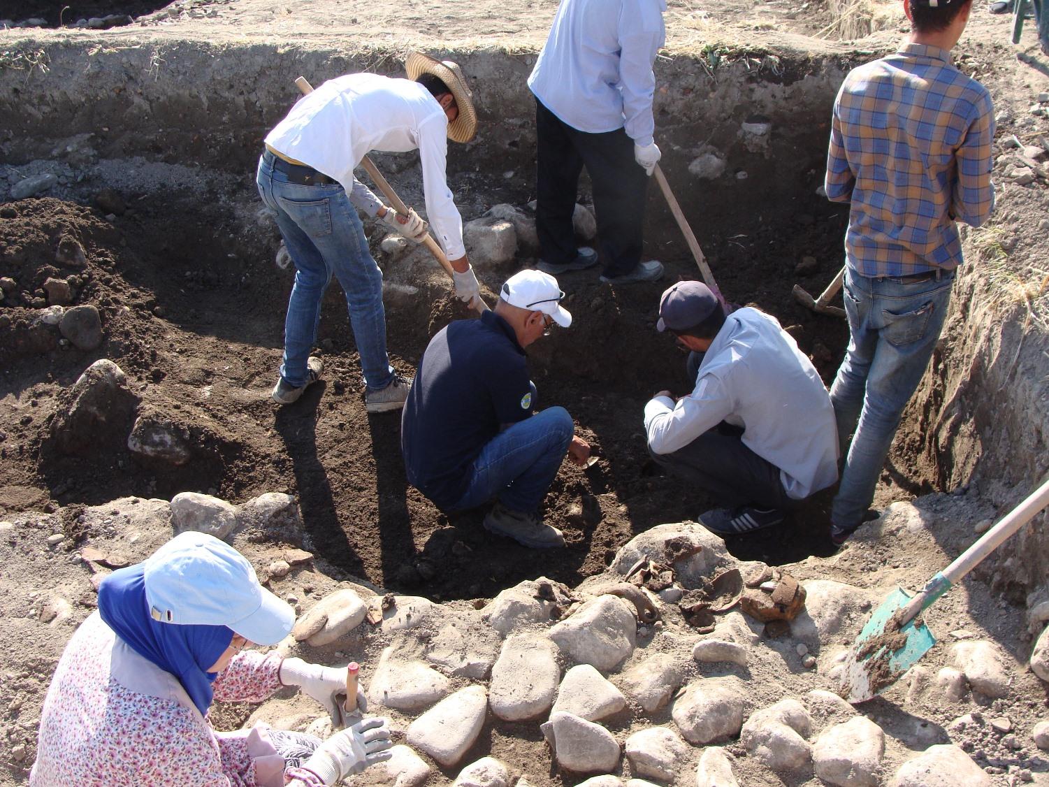 В Азербайджане обнаружены развалины древних строений (ФОТО)